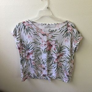 Cropped tee